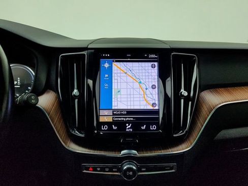 Used 2021 Volvo XC60 T8 Inscription Expression image 23