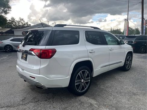 Used 2018 GMC Acadia Denali w/ Technology Package FWD image 5