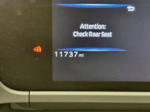 Used 2023 Subaru Solterra AWD image 19