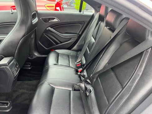 Used 2014 Mercedes-Benz CLA 250 CLA 250 image 18