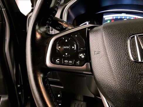 Used 2018 Honda CR-V Touring image 18