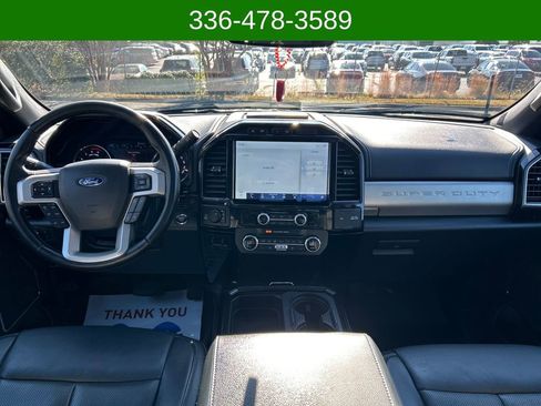 Used 2022 Ford F250 Lariat w/ Black Appearance Package image 12