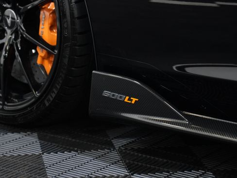 Used 2020 McLaren 600LT Spider RWD image 25