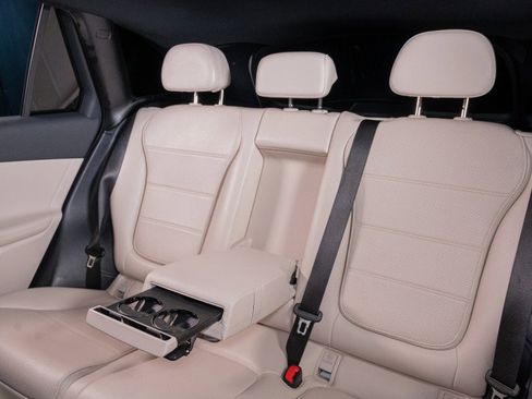 New 2026 Mercedes-Benz GLC 300 image 28