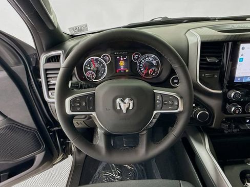 New 2026 RAM 1500 4x4 Crew Cab image 11
