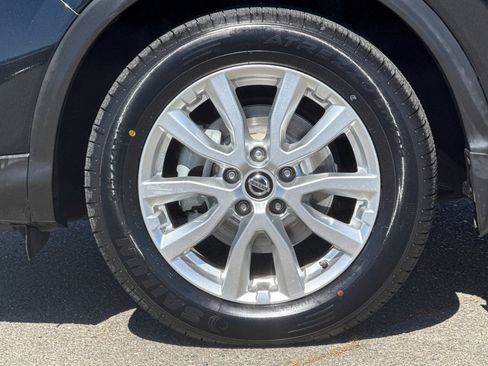 Used 2021 Nissan Rogue Sport S FWD image 33