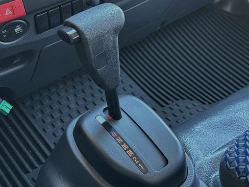 New 2024 Chevrolet Low Cab Forward image 21