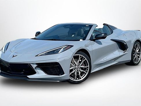 Used 2025 Chevrolet Corvette Stingray Preferred Conv w/ Z51 Performance Package RWD image 3