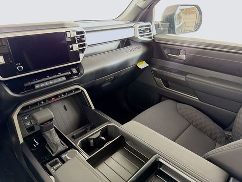 New 2026 Toyota Tundra SR5 AWD/4WD image 19