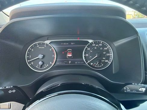 Used 2023 Nissan Rogue SV w/ SV Premium B Package AWD/4WD image 25