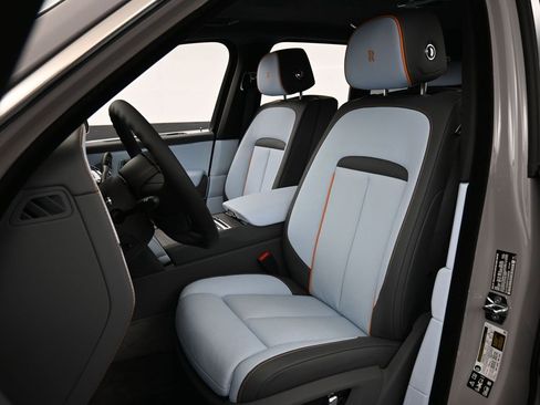New 2026 Rolls-Royce Cullinan image 5