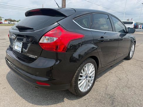 Used 2014 Ford Focus Titanium FWD image 11