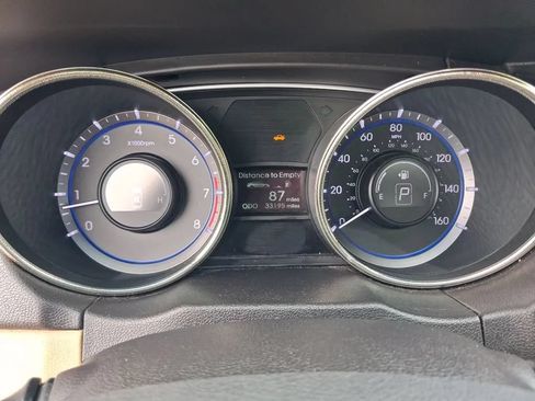 Used 2012 Hyundai Sonata Limited w/ Navigation Pkg FWD image 17