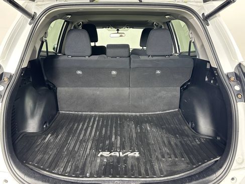 Used 2016 Toyota RAV4 XLE AWD/4WD image 16