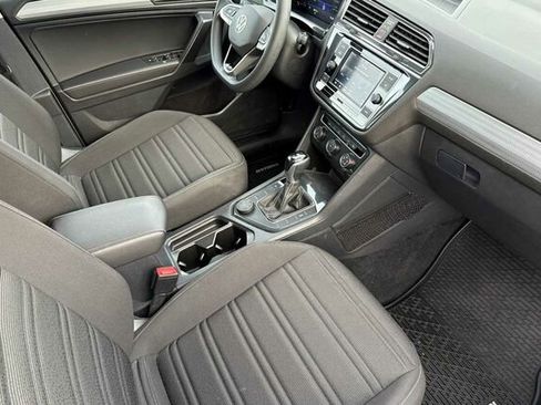Certified 2022 Volkswagen Tiguan S image 16