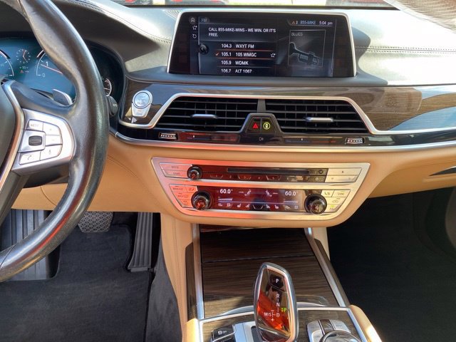 Used 2016 BMW 750i xDrive AWD/4WD image 31