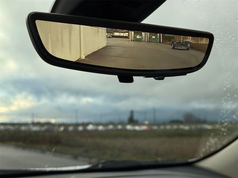 Used 2023 GMC Acadia Denali w/ Denali Ultimate Package image 35