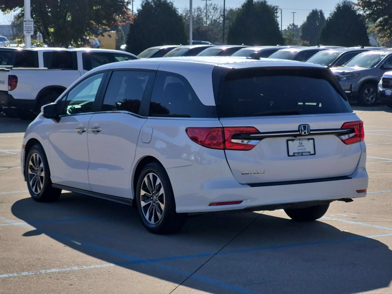Certified 2024 Honda Odyssey EX-L image 8