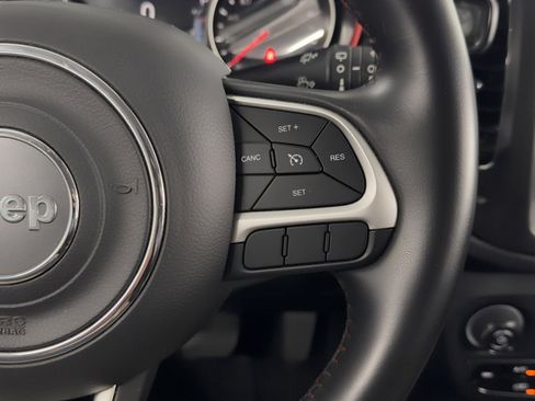 Used 2019 Jeep Compass Trailhawk AWD/4WD image 22