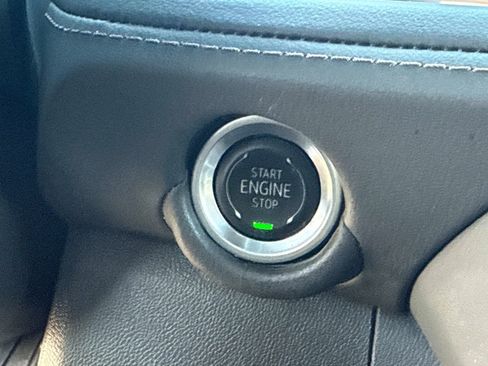 Used 2025 Chevrolet Tahoe High Country RWD image 32