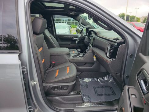New 2026 GMC Sierra 1500 AT4 w/ AT4 Premium Package AWD/4WD image 27