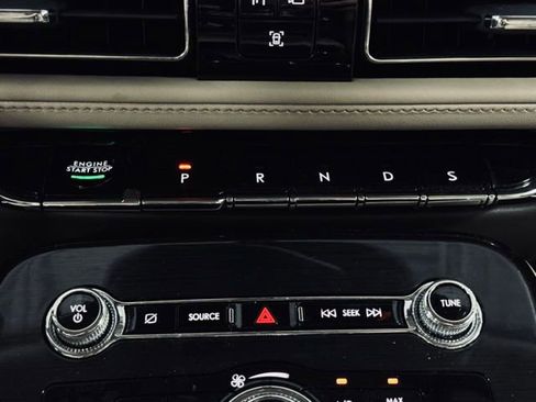 Used 2022 Lincoln Nautilus Reserve image 35