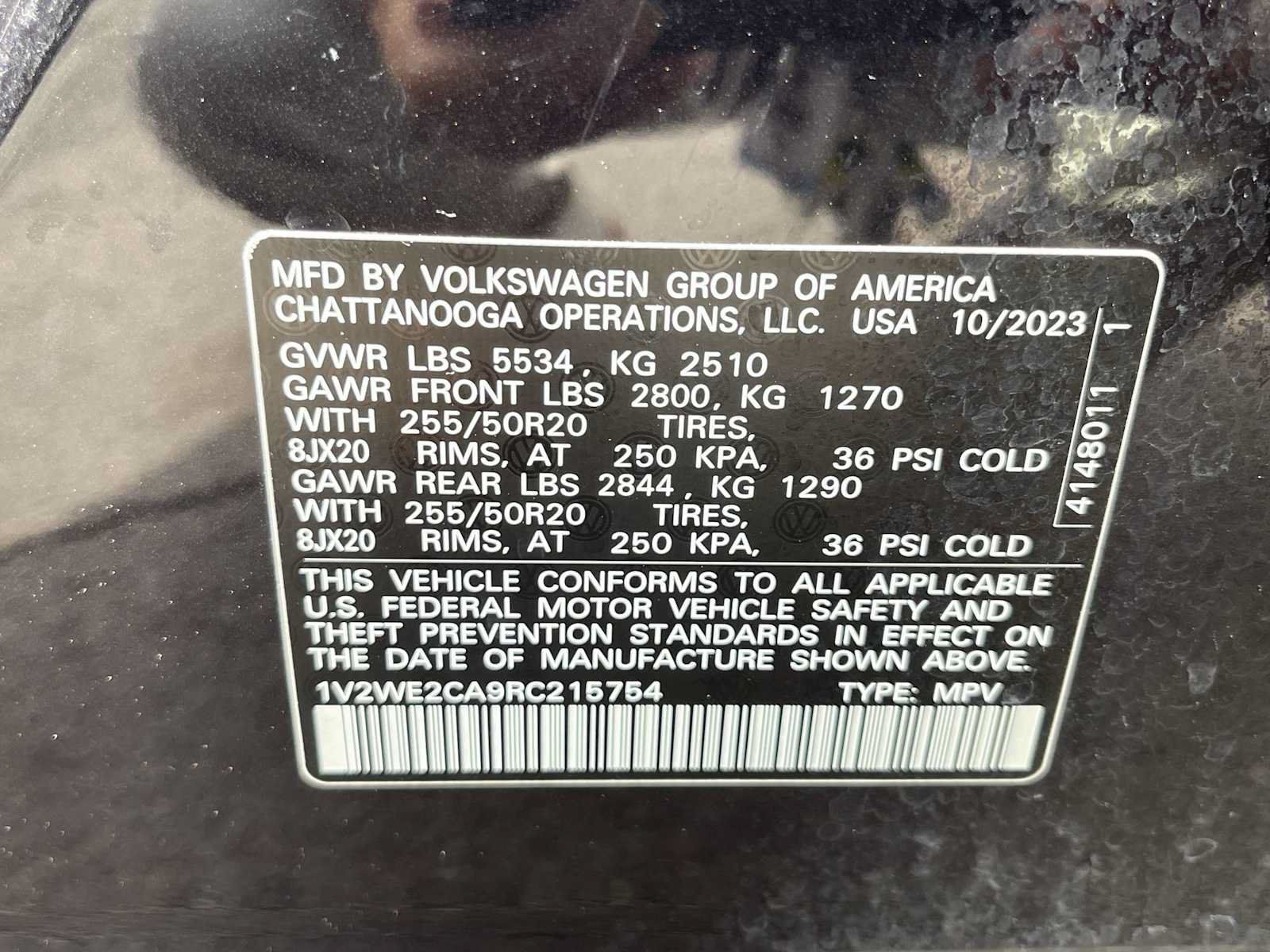 Used 2024 Volkswagen Atlas Cross Sport SE FWD image 28