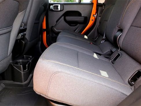 New 2025 Jeep Gladiator Willys image 19