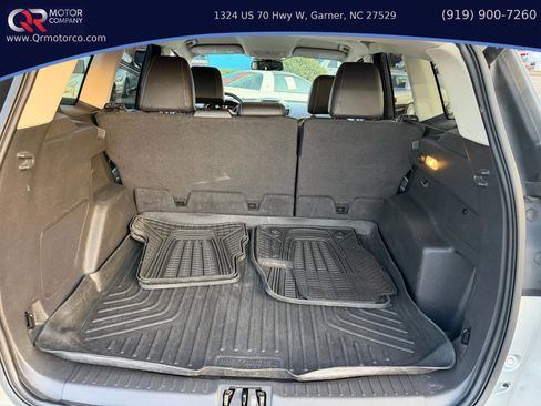 Used 2017 Ford Escape Titanium FWD image 21