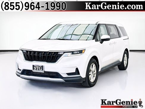 Used 2022 Kia Carnival LX FWD image 1