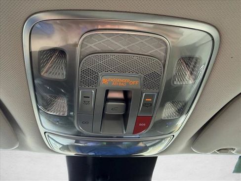 Used 2023 Genesis GV70 2.5T w/ Select Package AWD/4WD image 20