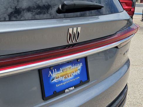 Used 2025 Buick Enclave Preferred FWD image 11