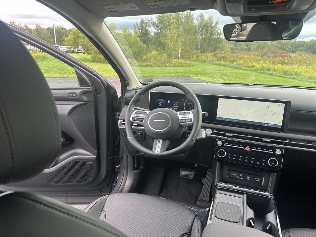 New 2026 Hyundai Tucson Limited AWD/4WD image 15