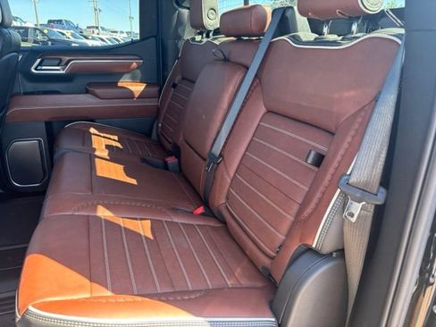 New 2025 GMC Sierra 1500 Denali Ultimate AWD/4WD image 18