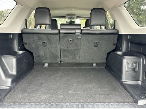 Used 2019 Toyota 4Runner SR5 Premium image 9