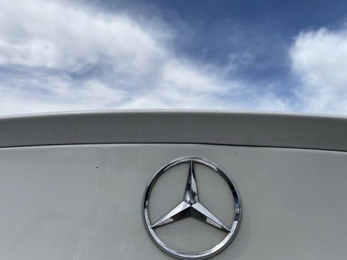 Used 2013 Mercedes-Benz C 250 Luxury image 23