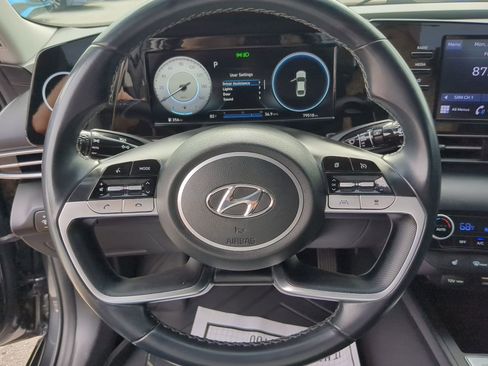 Used 2021 Hyundai Elantra SEL w/ Convenience Package image 56