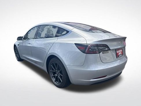 Used 2018 Tesla Model 3 Long Range RWD image 5