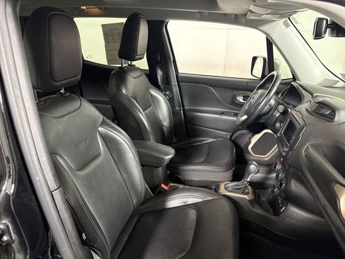 Used 2017 Jeep Renegade Limited AWD/4WD image 13