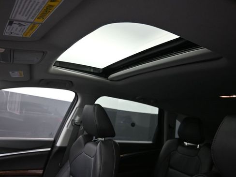 Used 2020 Acura MDX FWD image 27