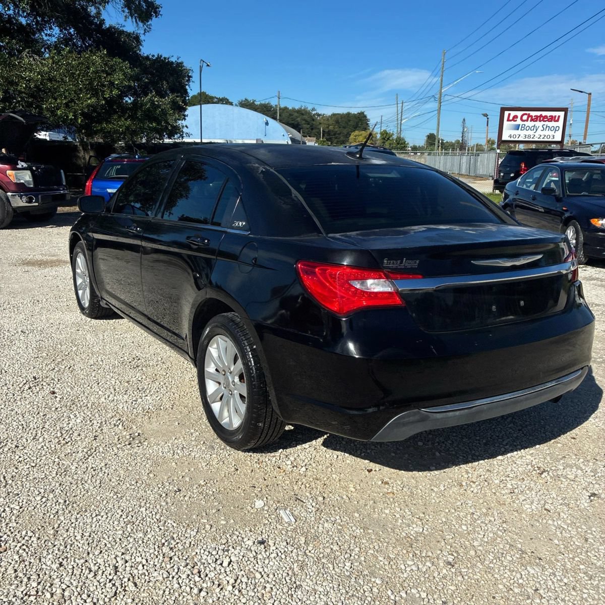 Used 2013 Chrysler 200 Touring FWD image 3