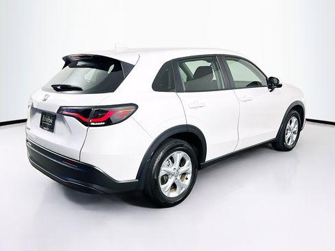 Used 2025 Honda HR-V LX image 9
