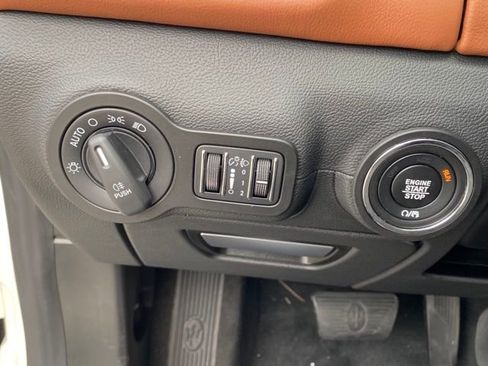 Used 2023 Maserati Ghibli GT image 36