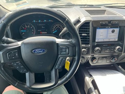 Used 2018 Ford F150 XLT w/ Equipment Group 302A Luxury AWD/4WD image 9