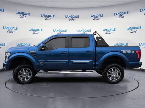 Used 2017 Ford F150 Lariat w/ Equipment Group 502A Luxury image 10