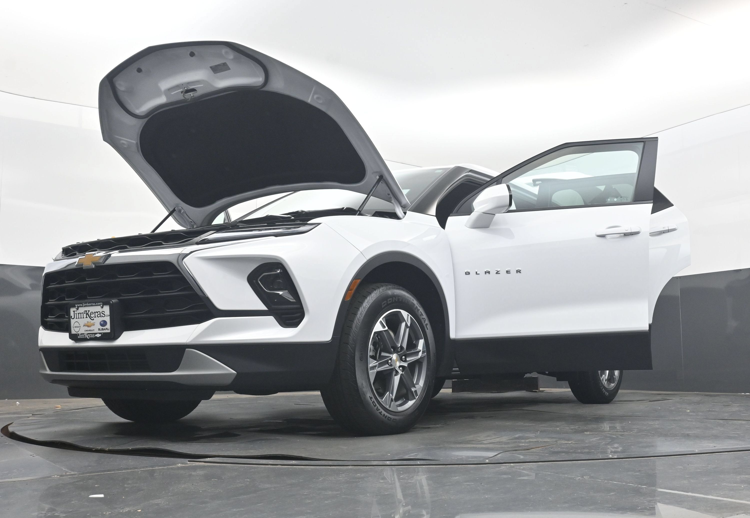 Used 2025 Chevrolet Blazer LT FWD image 41