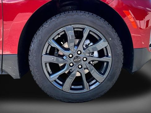 Used 2023 Chevrolet Equinox RS w/ RS Leather Package FWD image 33