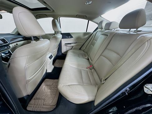 Used 2017 Honda Accord EX-L image 28