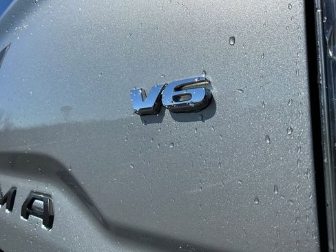 Used 2020 Toyota Tacoma TRD Sport image 27