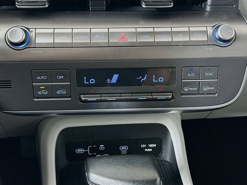 Used 2024 Hyundai Kona SEL FWD image 24